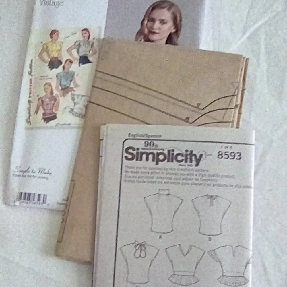 Simplicity Vintage/retro Poncho Blouses